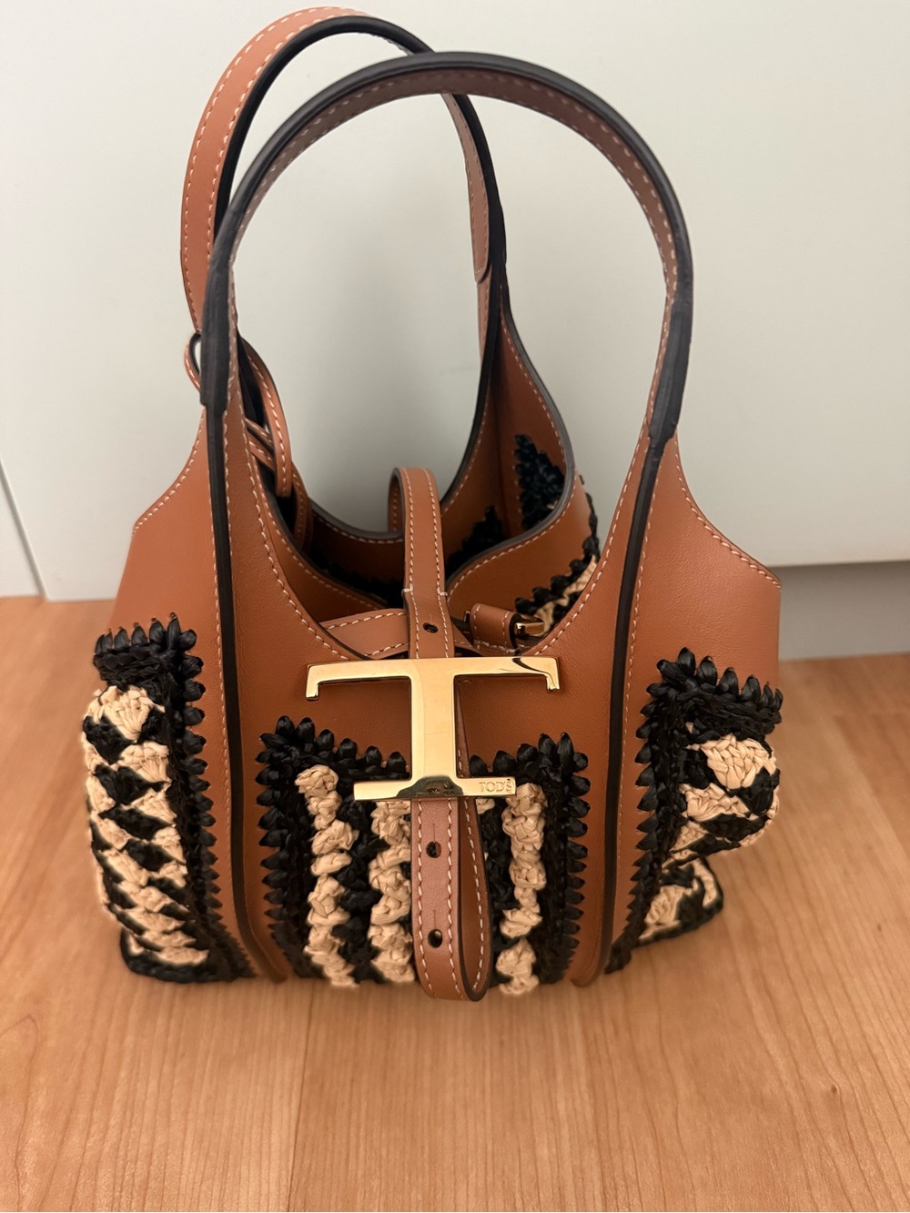 Tod's Mini Shopping Tote Raffia- like new! Never been used! - Picture 4 of 16